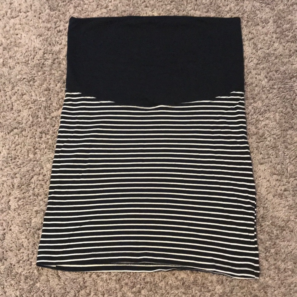 Black & white striped maternity skirt